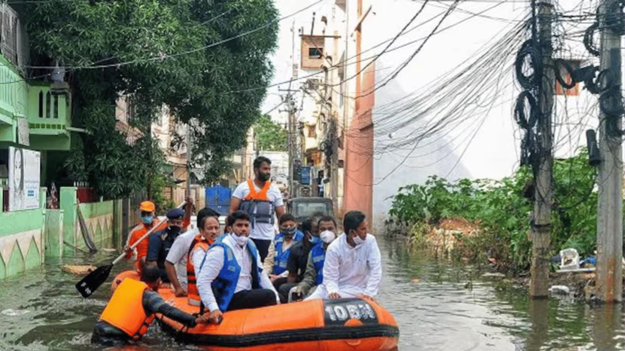 Central team begins Telangana visit to assess flood damage