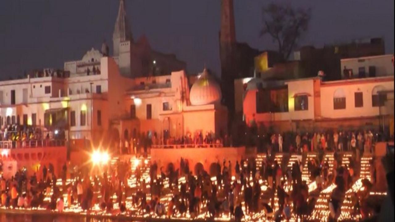 2.5 Million Diyas to Illuminate Ayodhya for Diwali Celebration