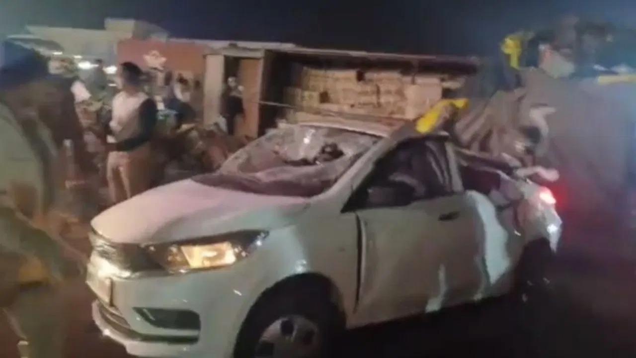 3 killed, 2 others injured as truck overturns on car in Rajasthan's Dausa