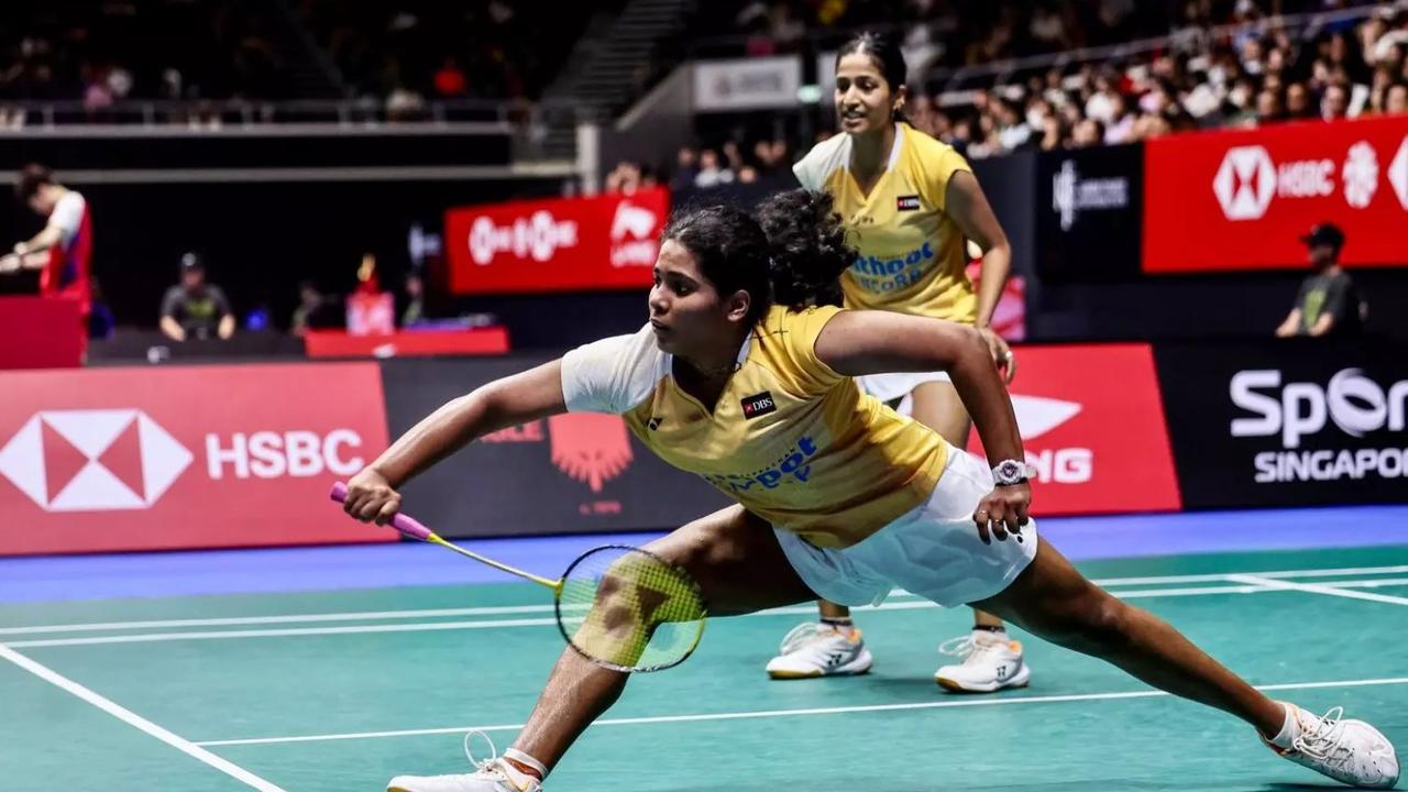 Commonwealth Games bronze medallists Treesa Jolly and Gayatri Gopichand also advanced to the women's doubles quarterfinals with a 16-21 21-11 21-19 win over Chinese Taipei's Hsieh Pei Shan and Hung En-Tzu in the second round.