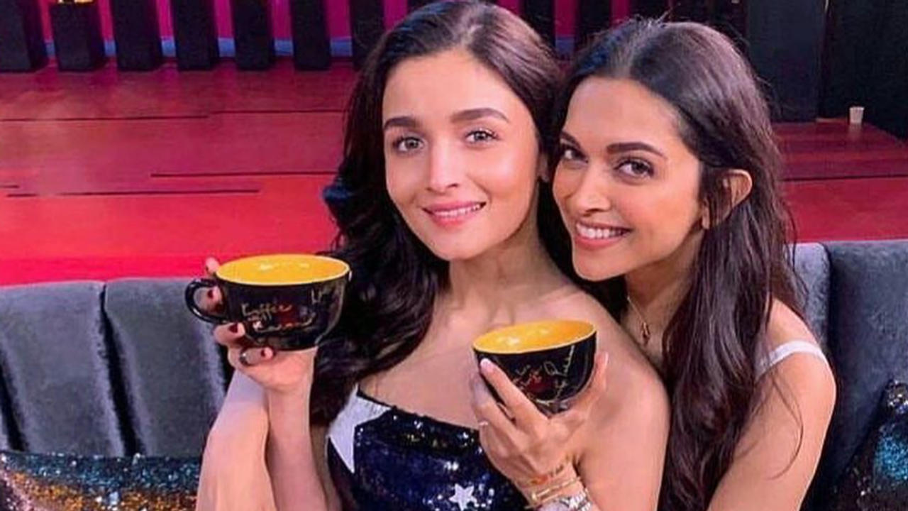 A file photo of Alia Bhatt and Deepika Padukone 