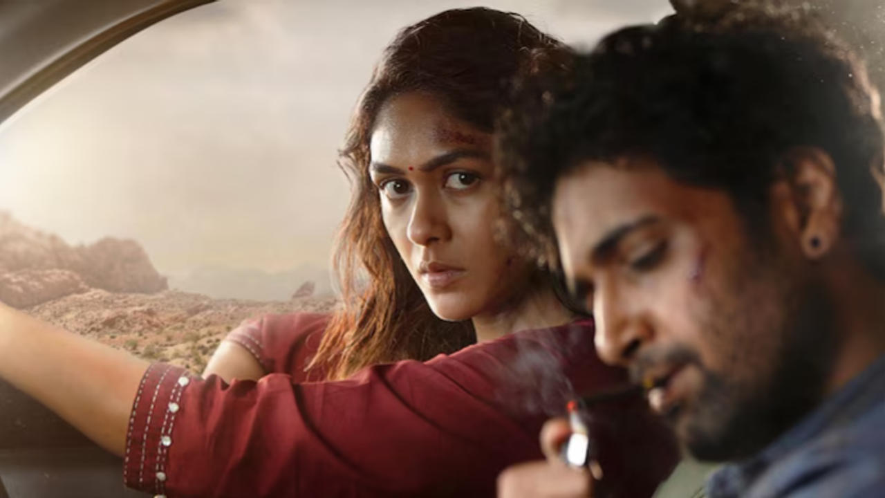 Adivi Sesh and Mrunal Thakur in Dacoit