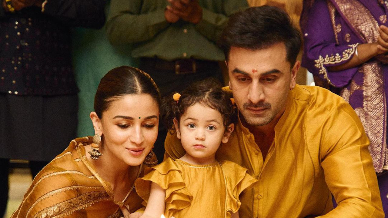 Alia Bhatt, Ranbir Kapoor and Raha perform puja on Diwali