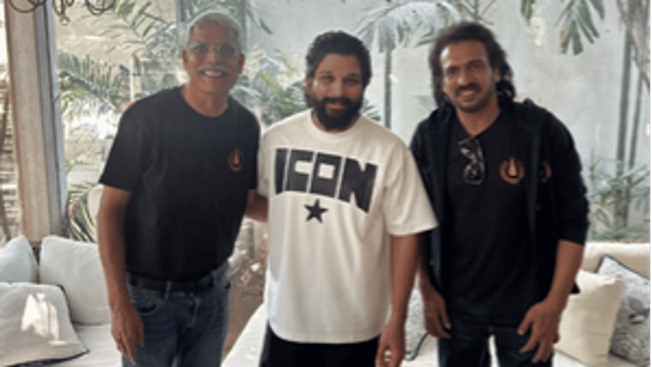 Allu Arjun met Kannada actor Upendra