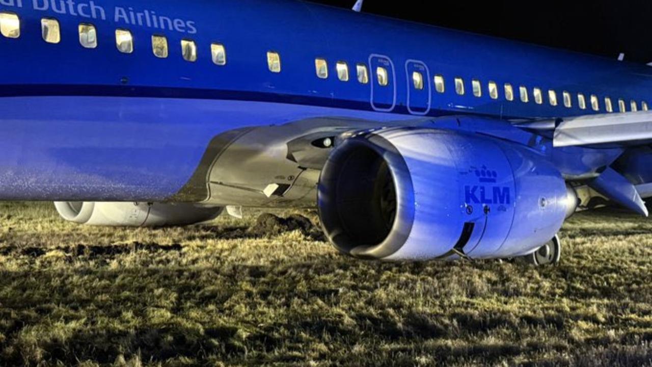 Amsterdam-Bound Plane Skids Off Runway After Emergency Landing in Norway, 3rd Aviation Mishap in 24 Hours