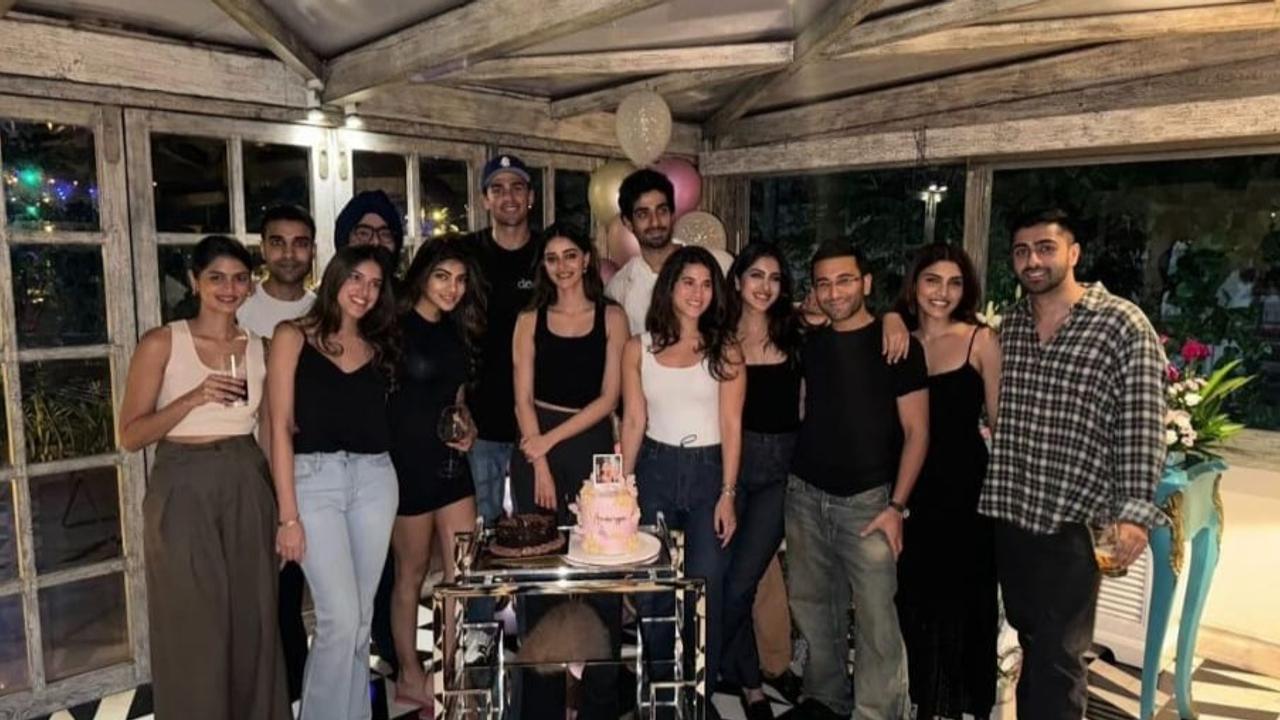 Ananya Panday's midnight birthday celebration