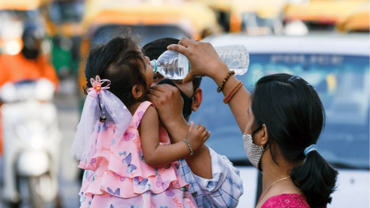 Delhi records max temp of 35.6 Deg C