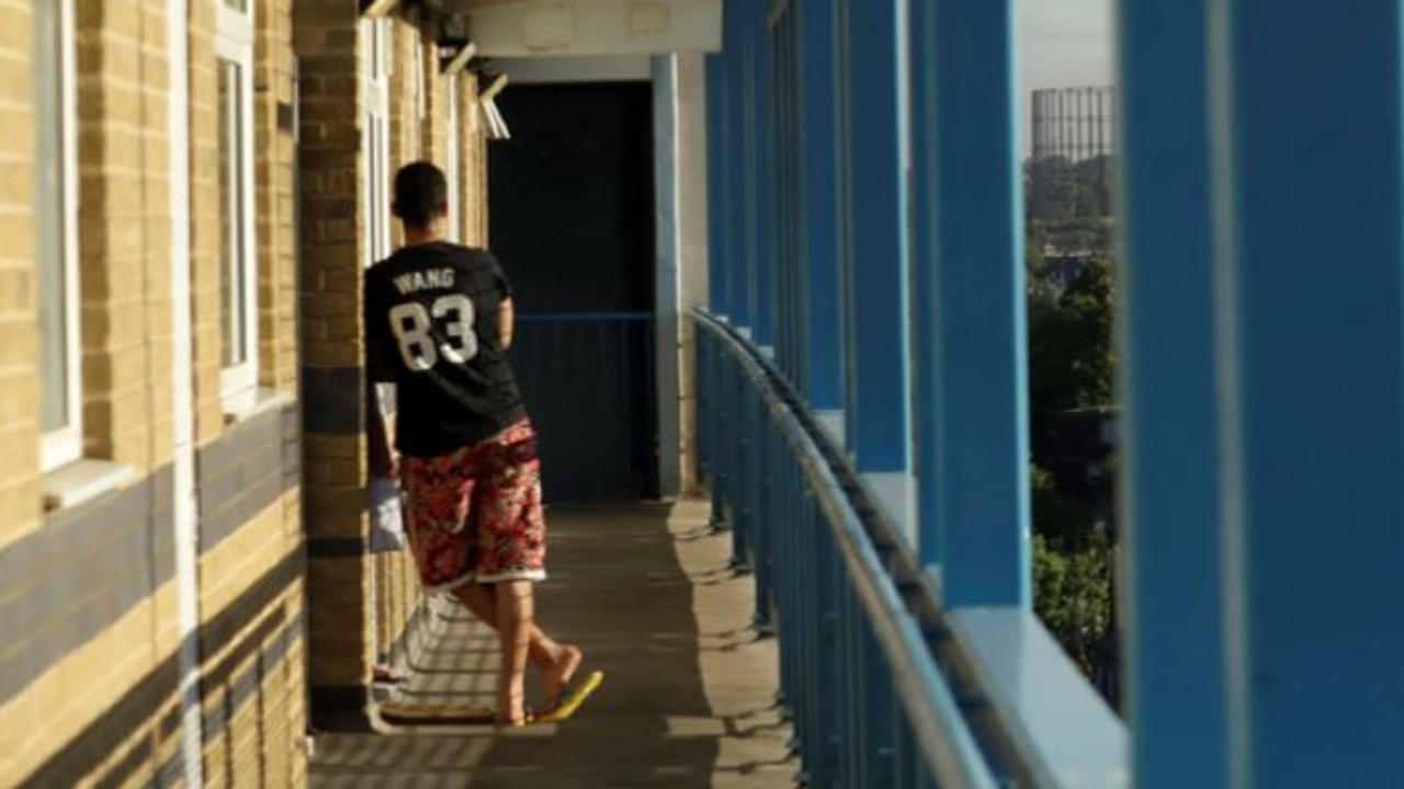 Coimbatore Shocker: BTech Student Jumps Off Hotel's 4th Floor Thinking He Could Fly