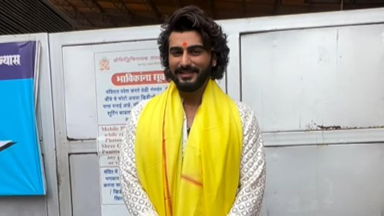 Arjun Kapoor visits Siddhivinayak Temple