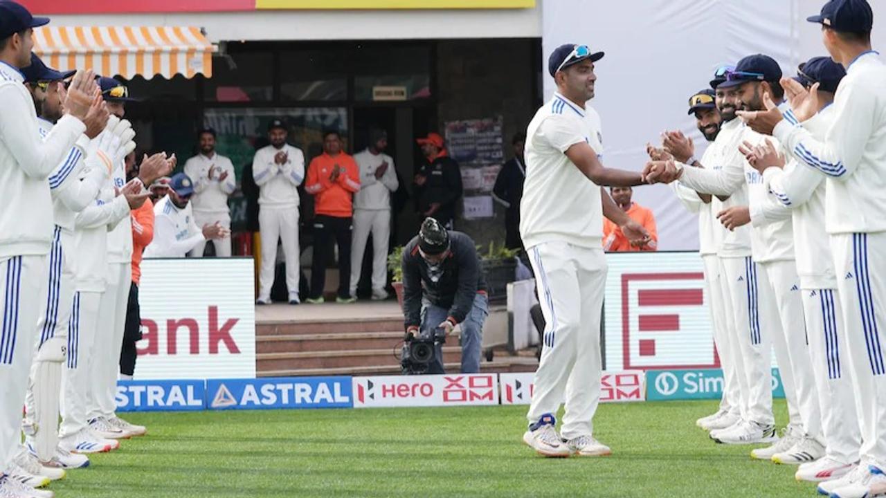 Ashwin receives a guard of honour in his 100th Test