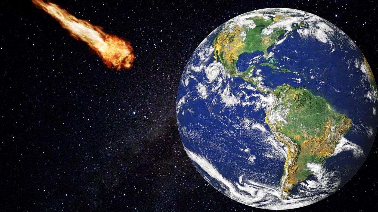 NASA Alerts of a Huge Stadium-Sized Asteroid Heading Towards Earth Today At Stunning Speed