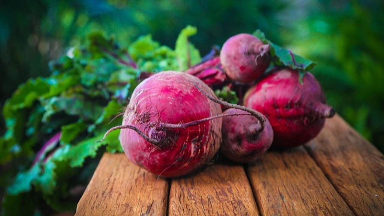 Beetroot poha 