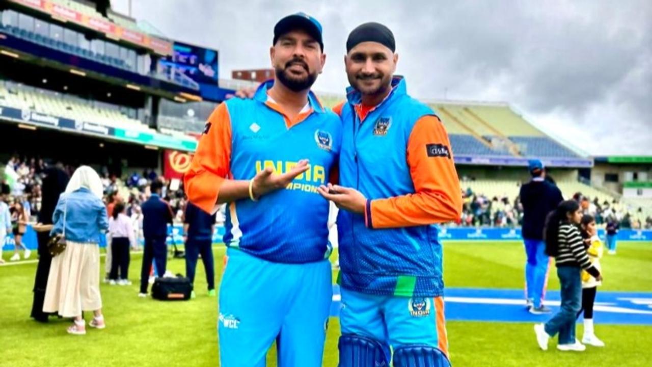 Yuvraj Singh and Harbhajan Singh