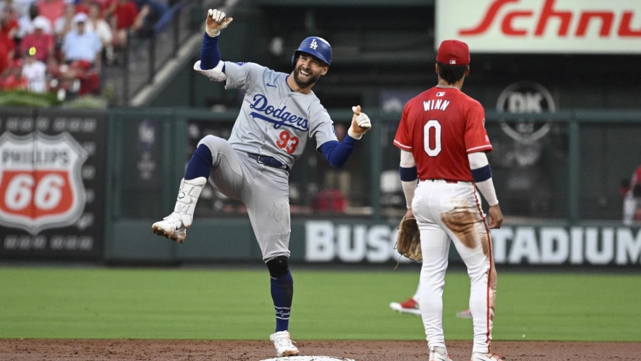 Betts and Kiermaier homer as Dodgers rally to beat skidding Cardinals 7-6