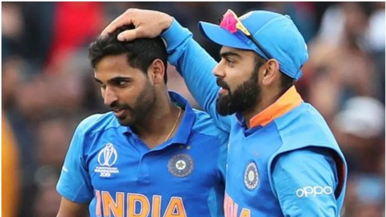 Bhuvneshwar Kumar with Virat Kohli