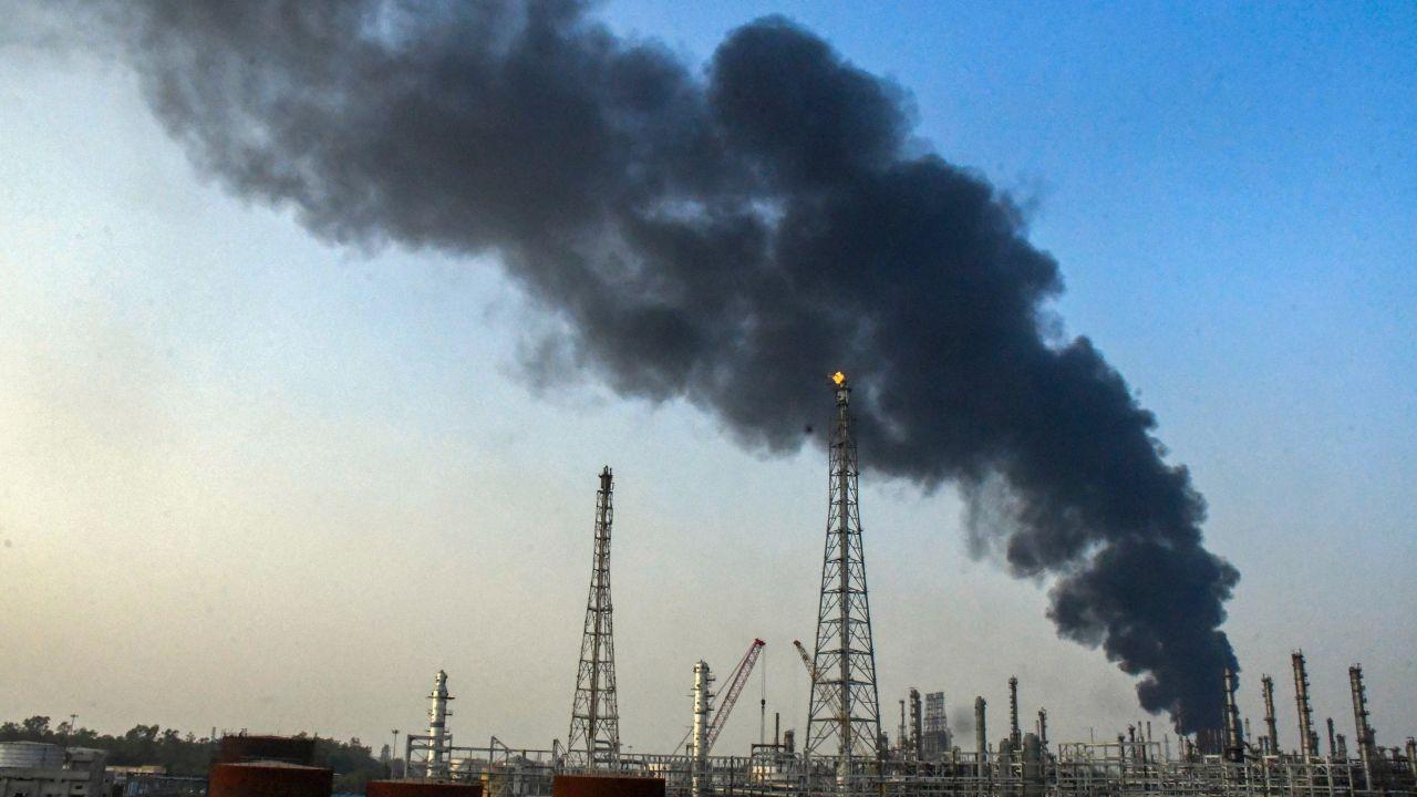 Blast in Indian Oil Corporation refinery