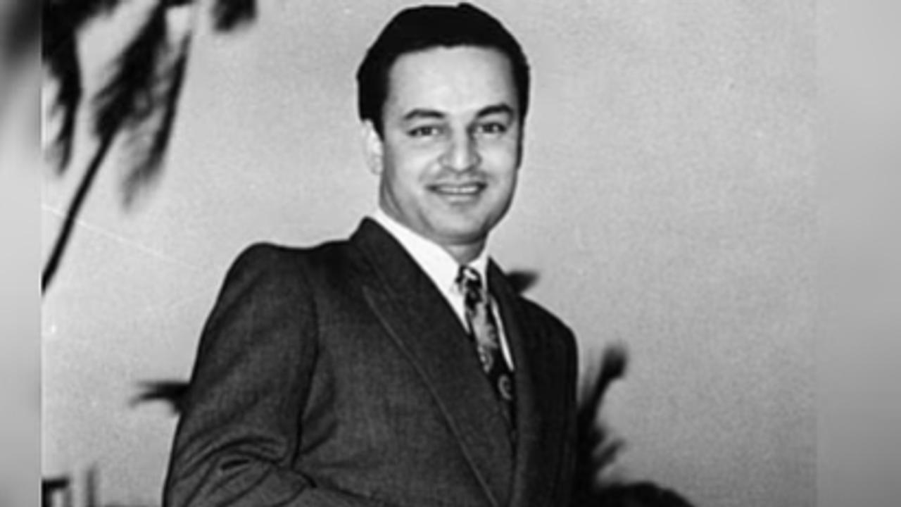 Bollywood Singer Mukesh