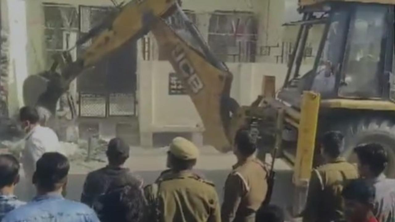 BREAKING: Illegal Shops Bulldozed in Sambhal As Part of Anti-Encroachment Drive