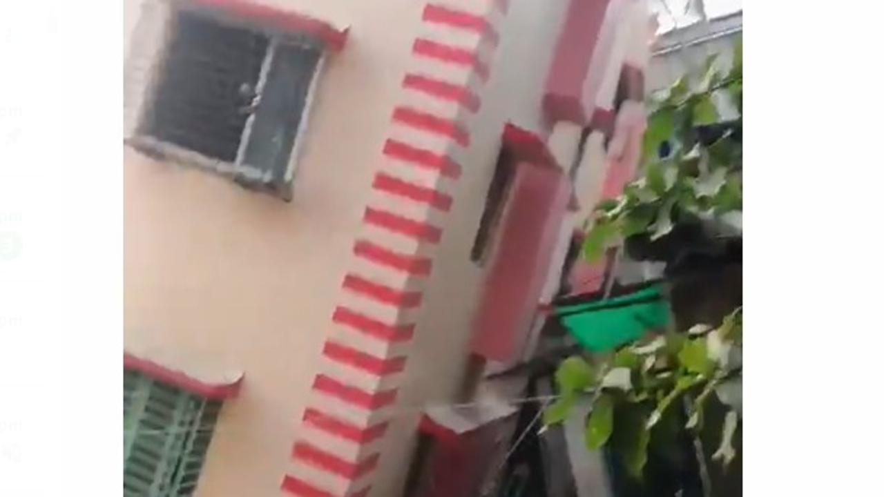 Building Collapses in Kolkata's Vidyasagar Colony