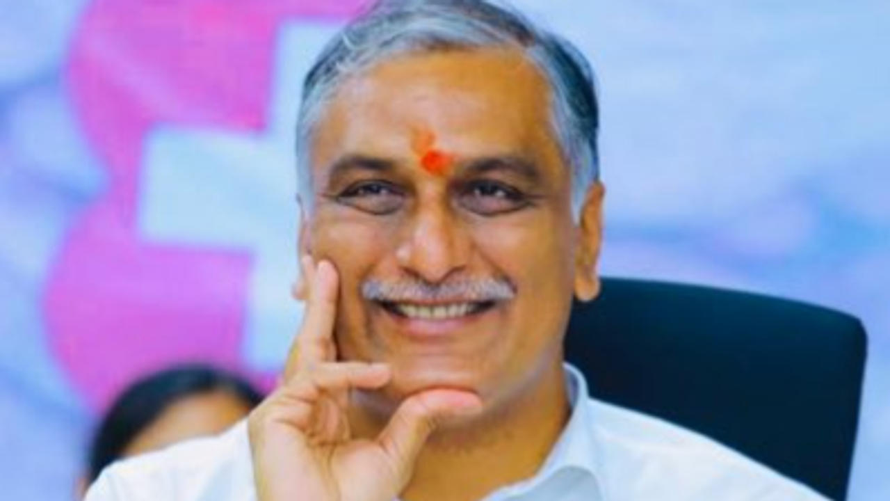 Case booked against KCR's nephew Harish Rao