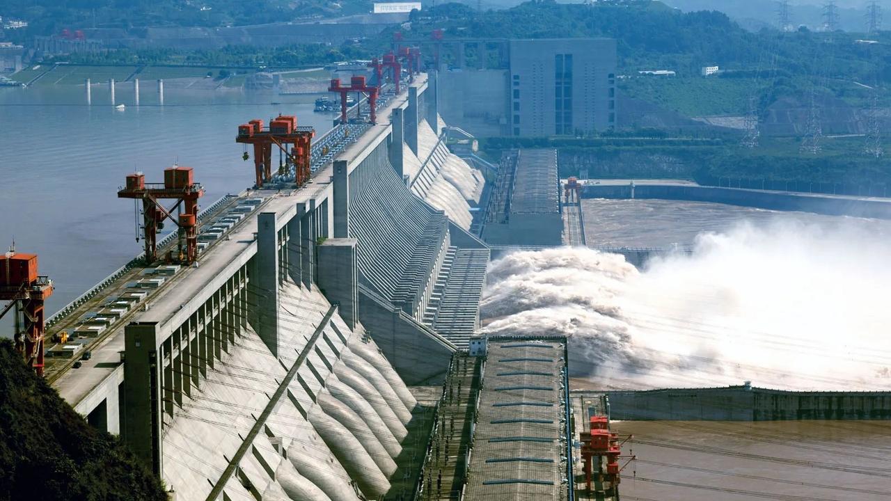 Chinese Dam