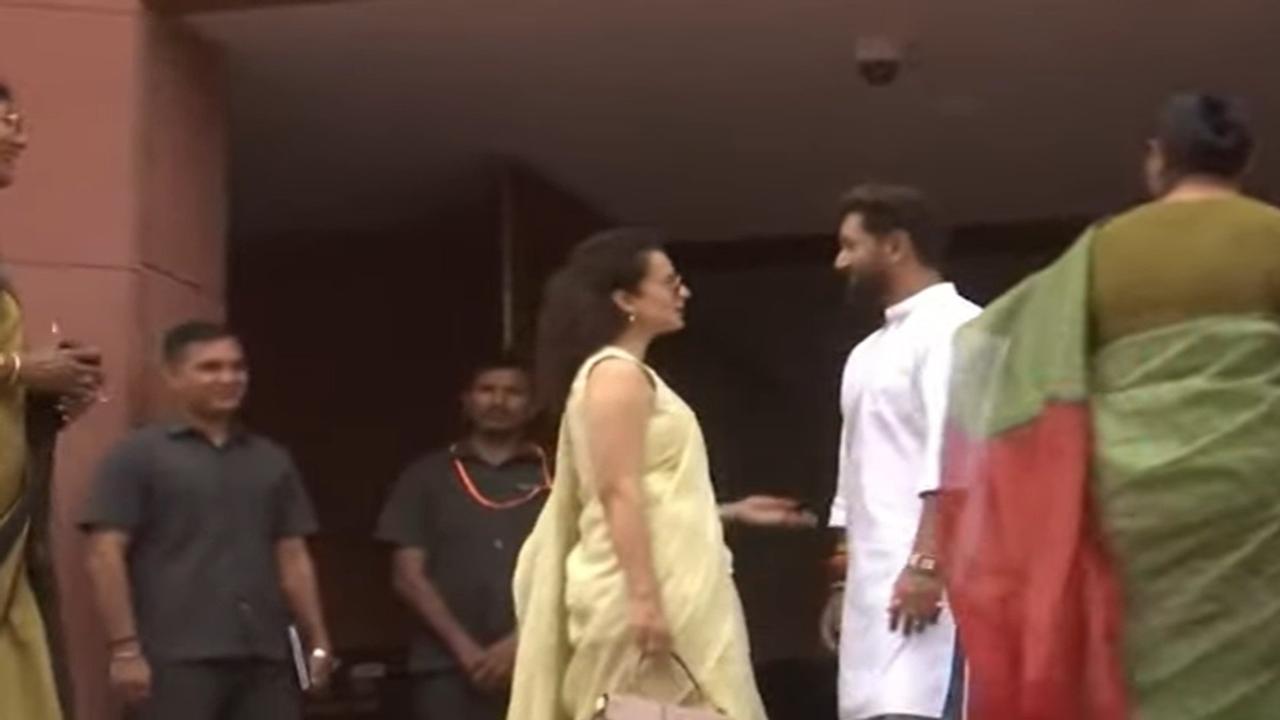 Kangana-Chirag Moment Outside Parliament Delights Shutterbugs | WATCH