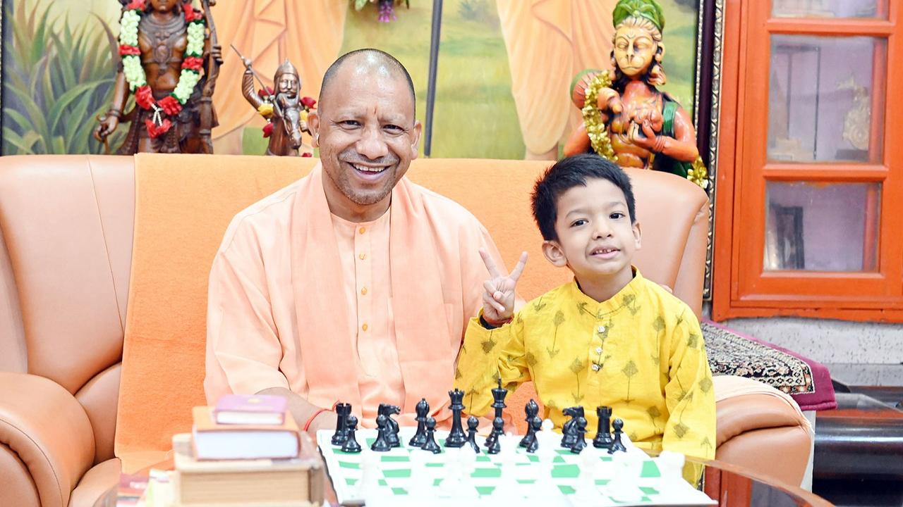 CM Adityanath plays chess with Kushagra Agrawal