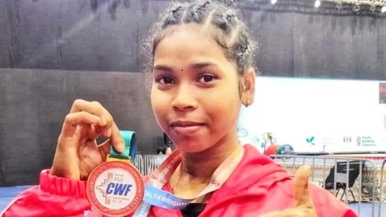 Commonwealth Weighlifting Championships: India's young weightlifters win 11 gold medals