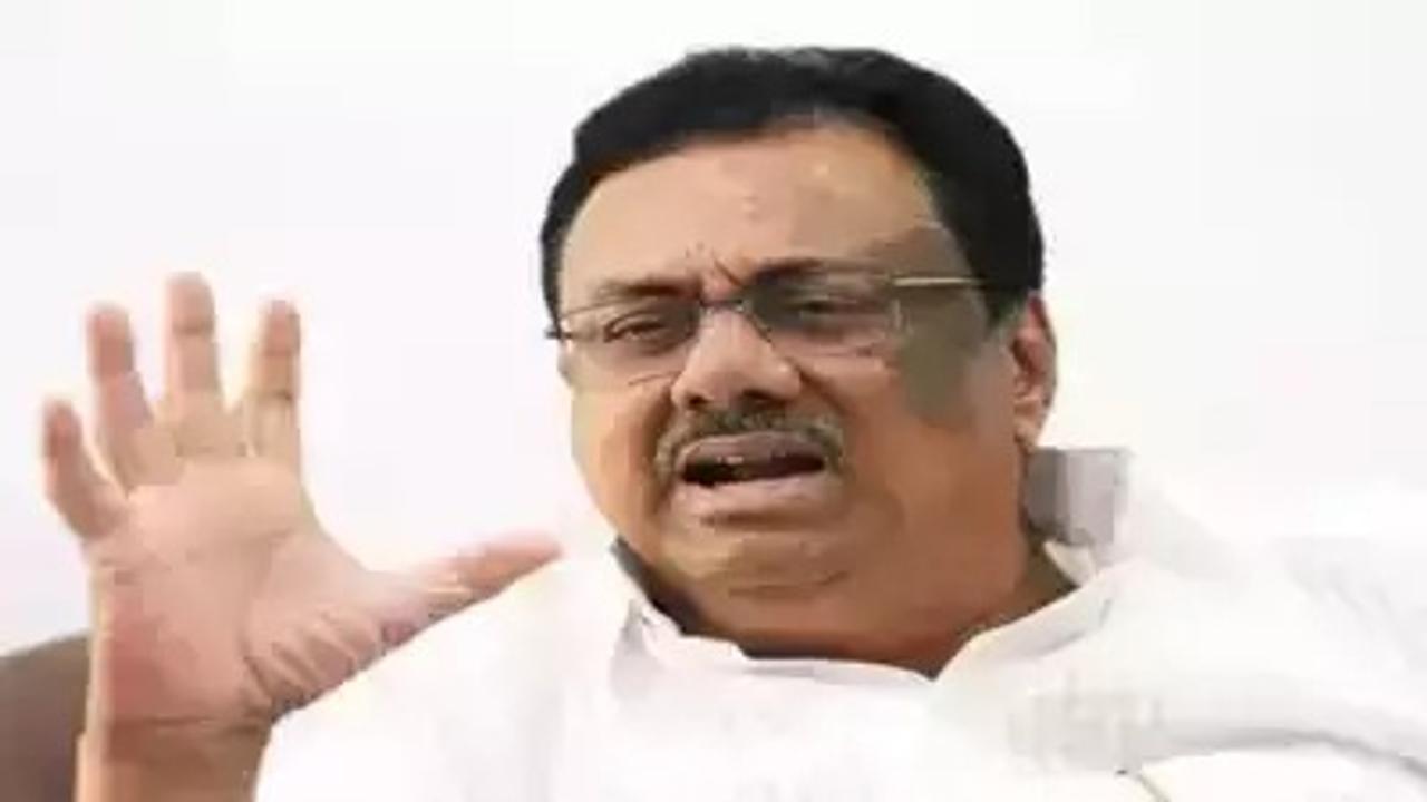 Congress leader E V K S Elangovan passed away