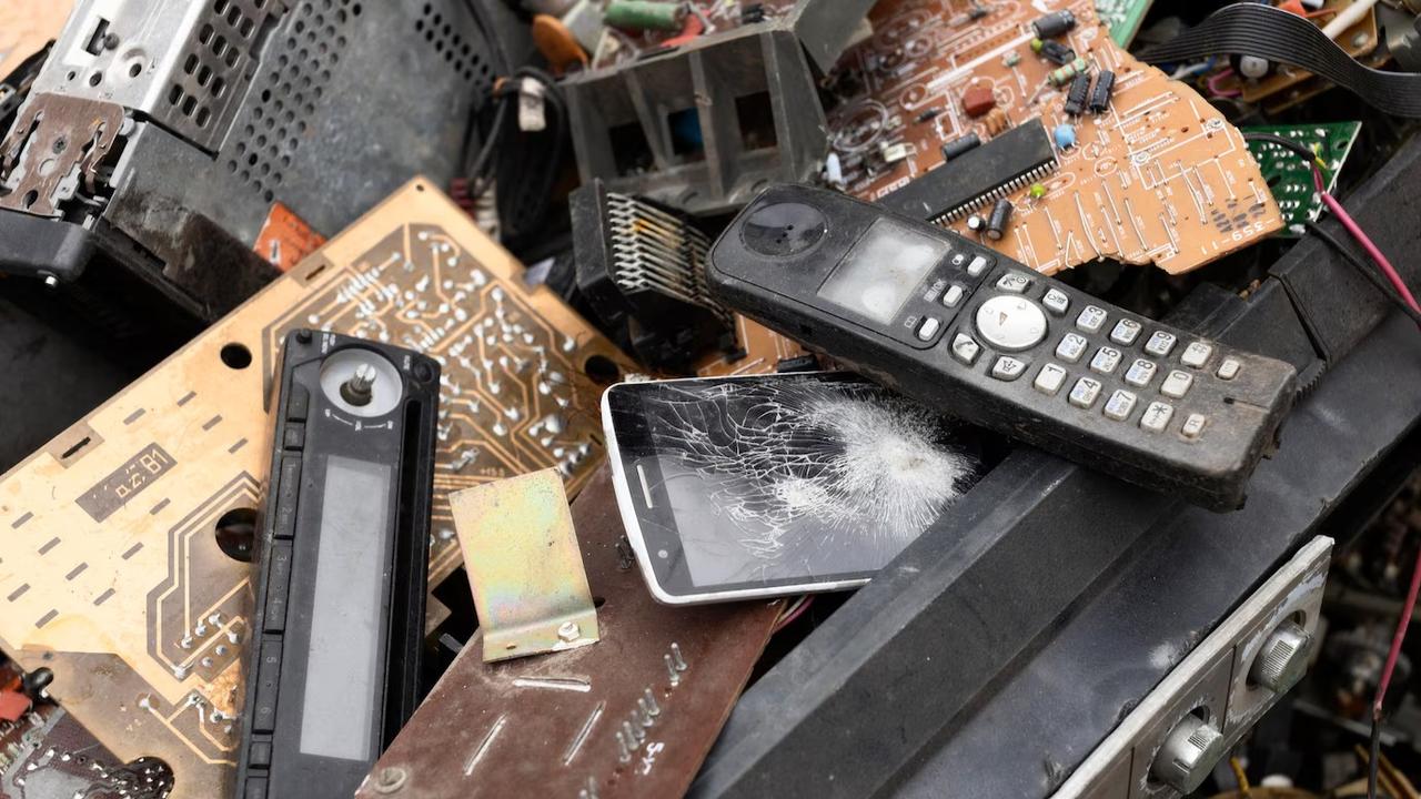 Country saw 72 per cent increase e-waste in 5 years: Govt