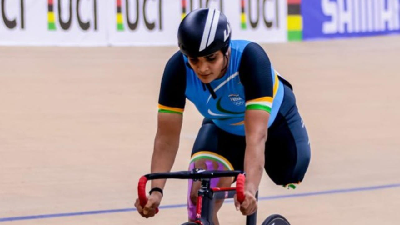 Cyclist Jyoti Gaderiya finished 10th in Paralympic 3000m individual pursuit