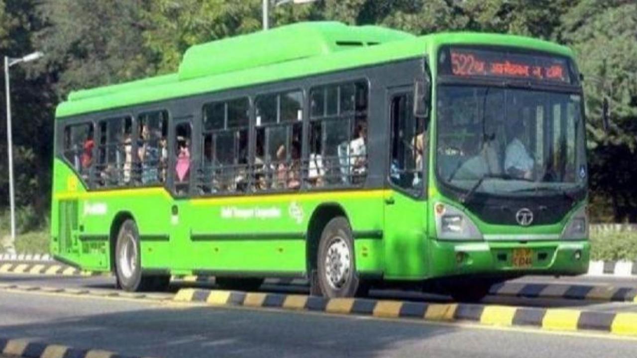 delhi bus