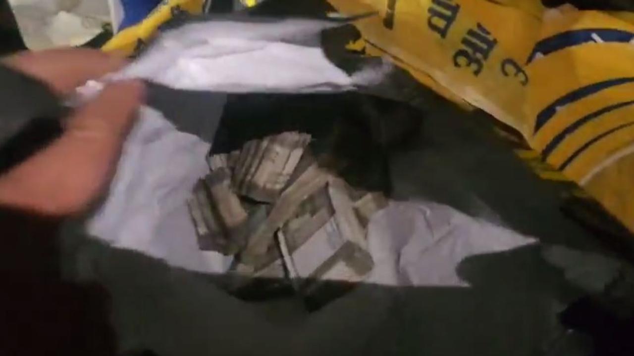 Delhi Elections: Cash, Liquor, And AAP Pamphlets Found in Car With 'Punjab Sarkar'