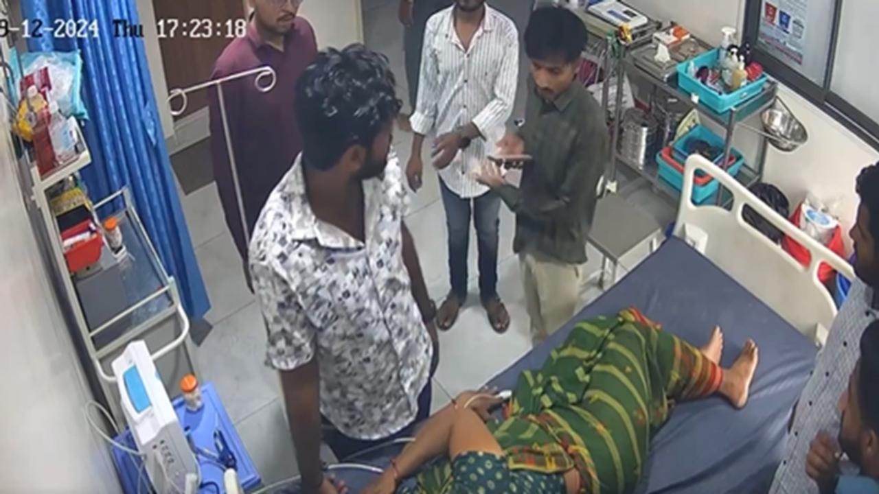 Doctor beaten up inside hospital