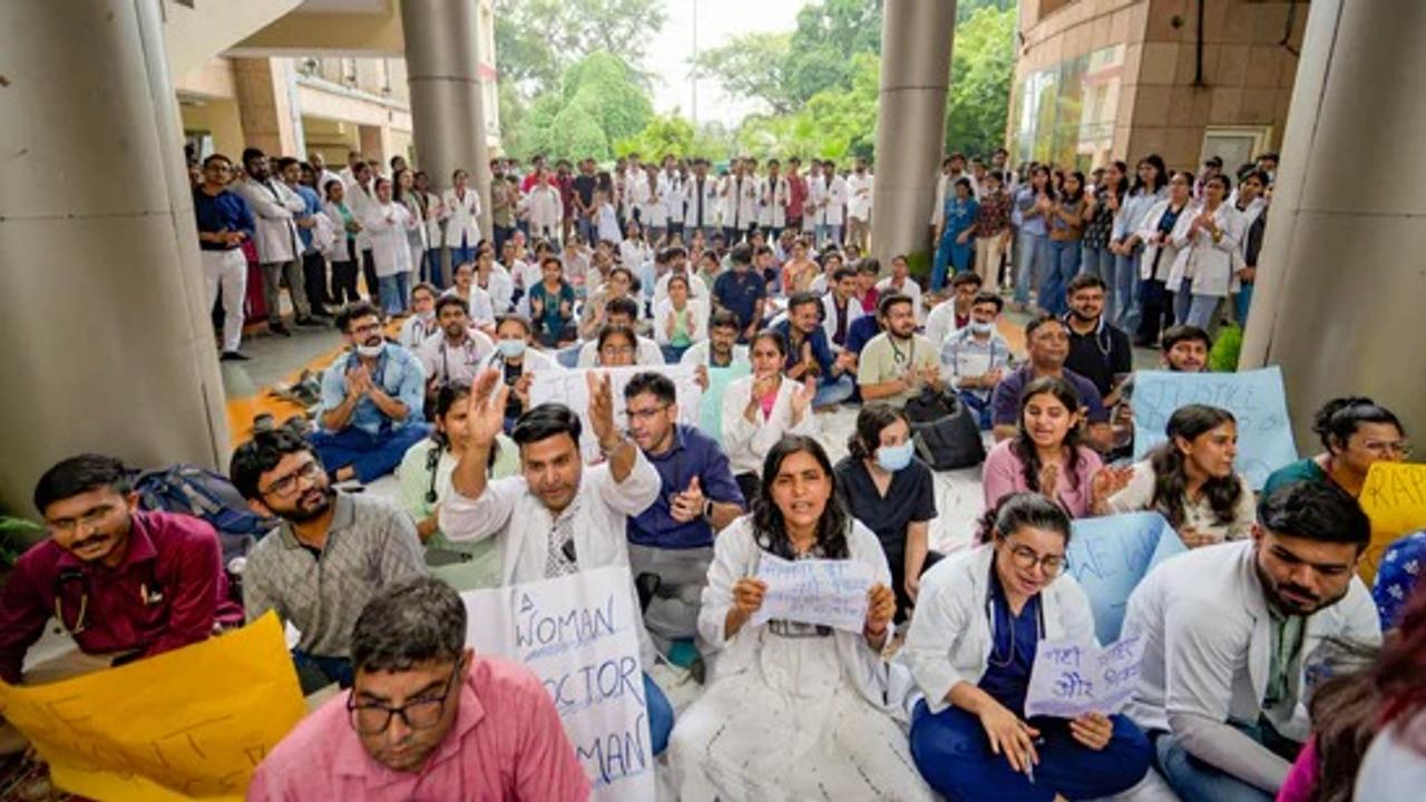 RIMS junior doctors call off strike