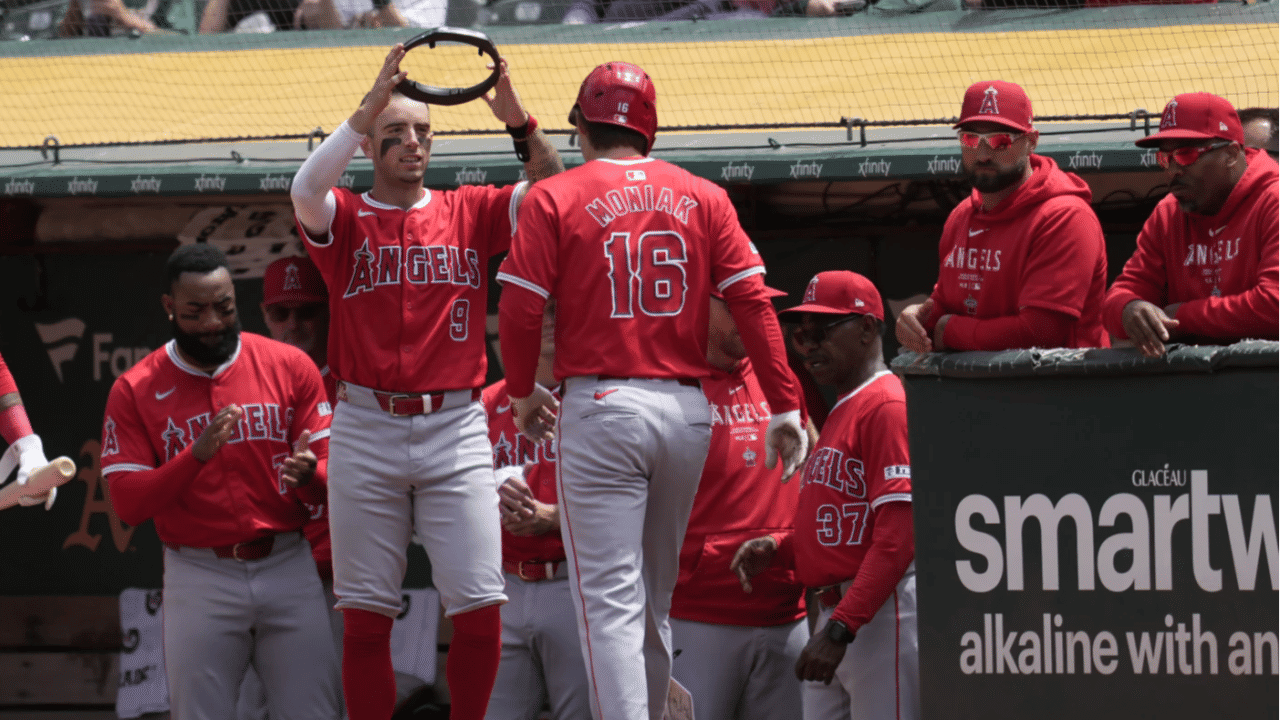 Oakland Athletics face the Angels with 1-0 series lead