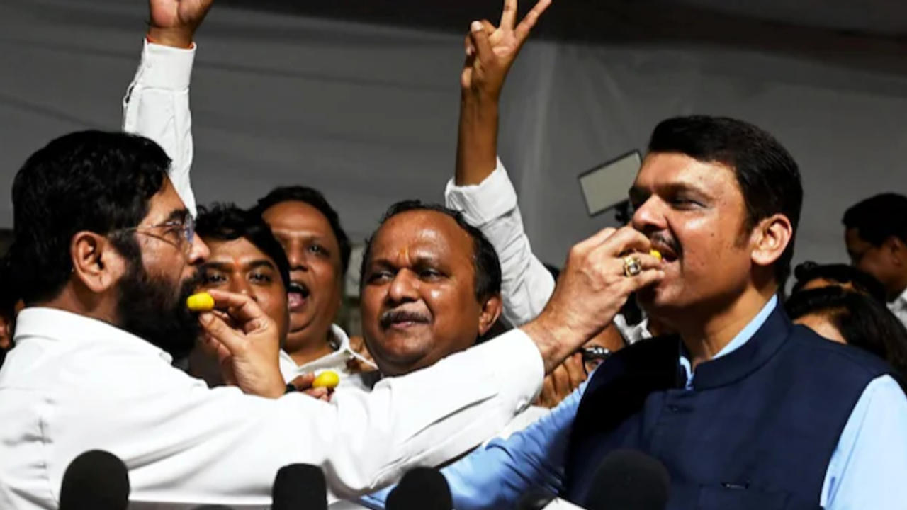 Maharashtra Cabinet: शपथ से पहले मंत्रिमंडल पर तस्वीर साफ, जानिए किस दल के पास रहेगा कौन सा विभाग?