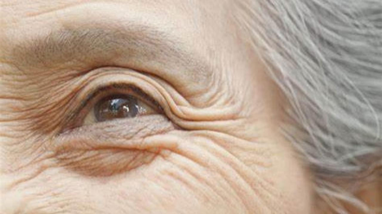 Eyesight ageing