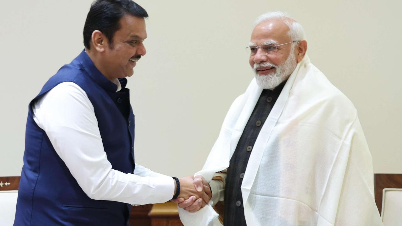 Fadnavis Meets PM Modi Amid Suspense Over Maharashtra Cabinet Expansion | LIVE