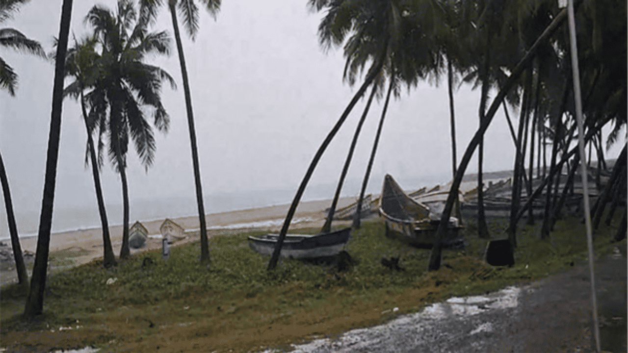 Seven NDRF Teams Deployed as IMD forecasts heavy rain in Tamil Nadu, Puducherry