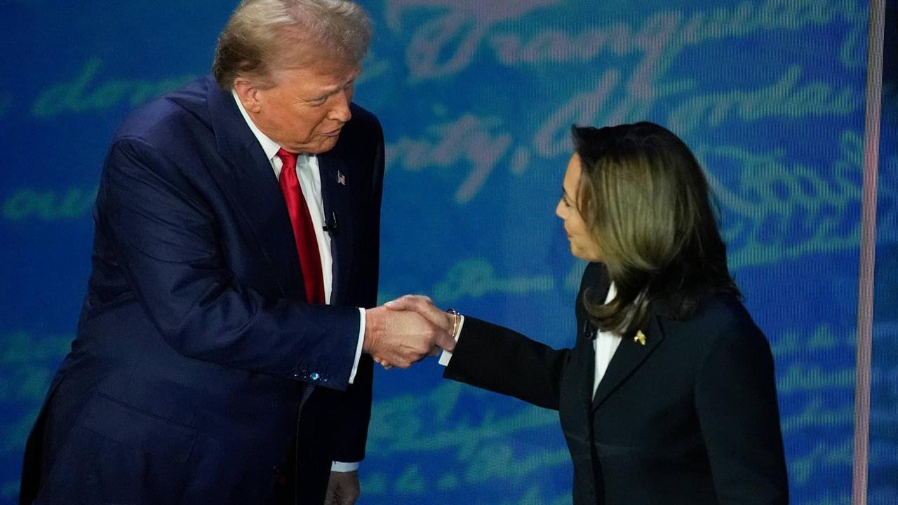 Harris, Trump to Make Furious Last-Day Push Before Election Day