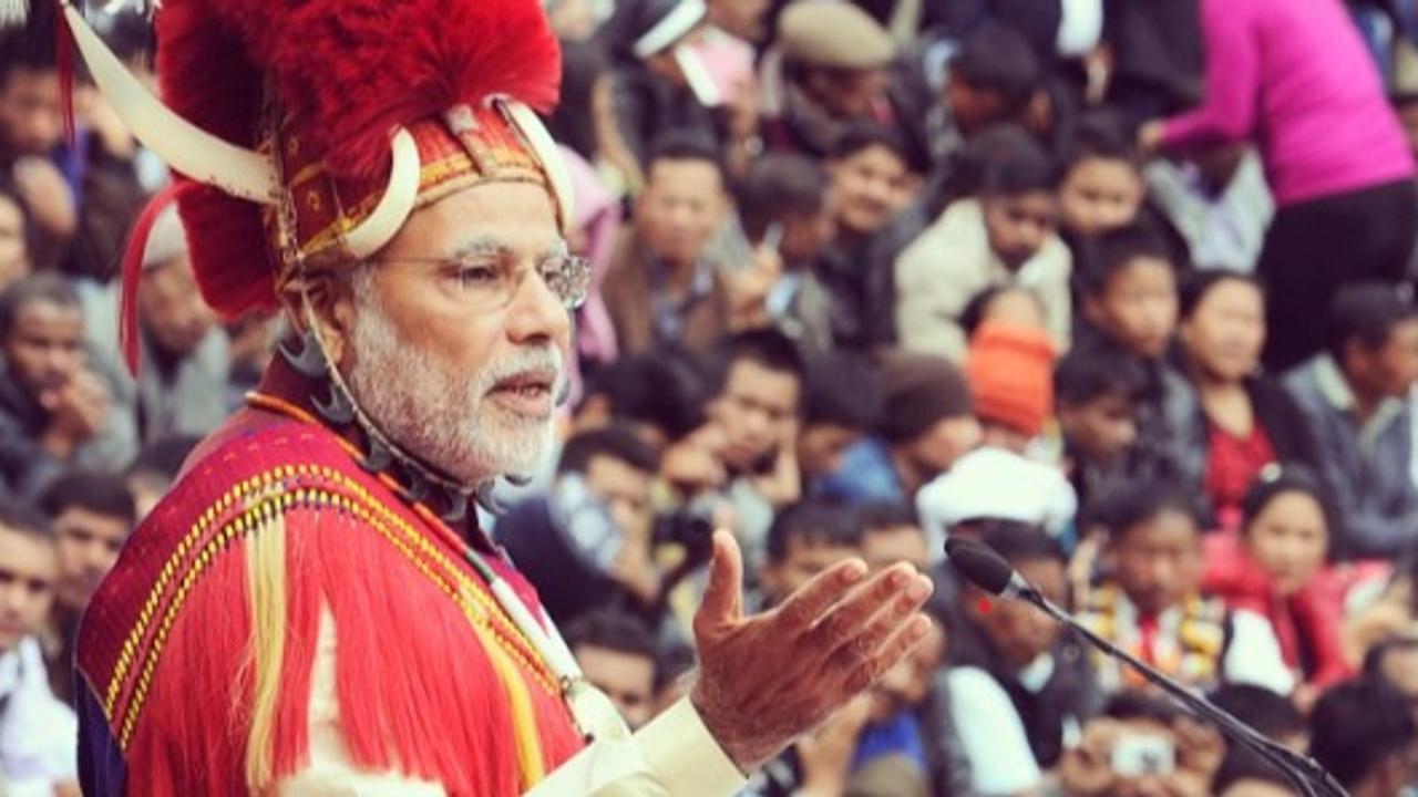 Have a look at the iconic fashion moments that PM Modi has given over the years.