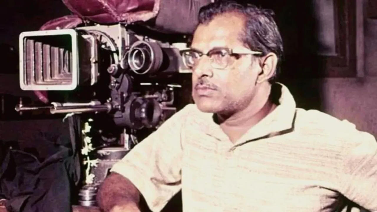 Hrishikesh Mukherjee