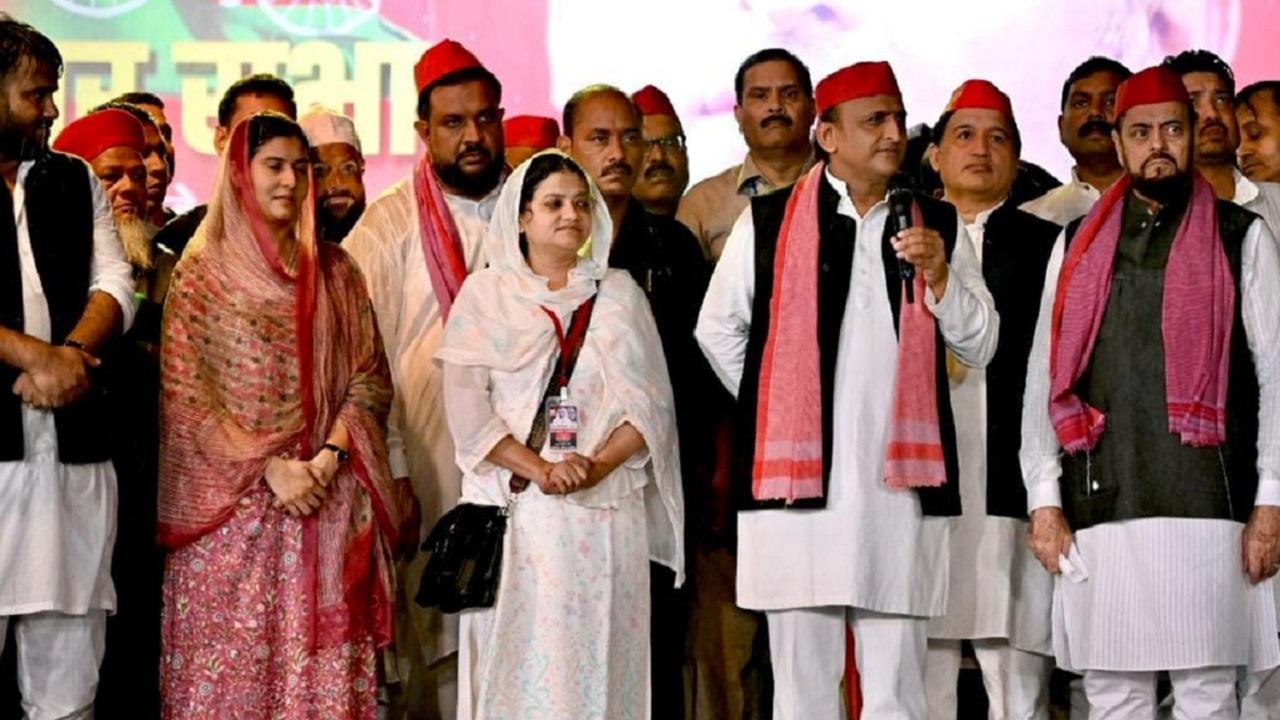 ikra-hassan-Saine-Hind-Akhilesh-yadav-abu-azmi