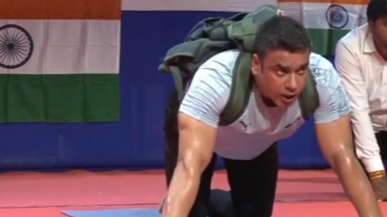  India's Rohtash Chaudhary Breaks Pakistan's World Record with 704 Push-Ups in an Hour