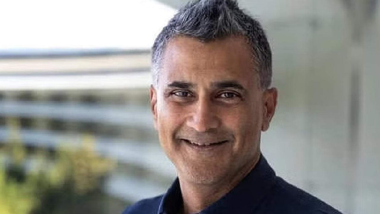  Indian-origin Kevan Parekh appointed as Apple's new CFO