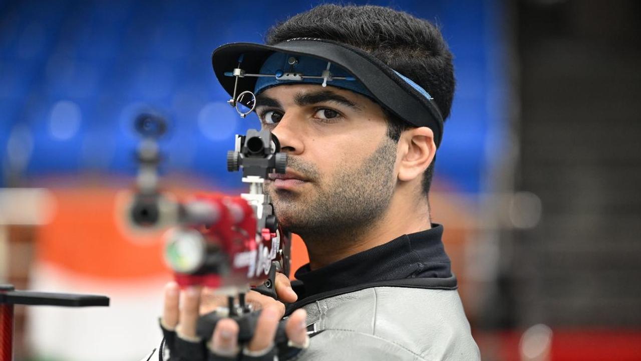 Indian shooter Arjun's medal dream shattered