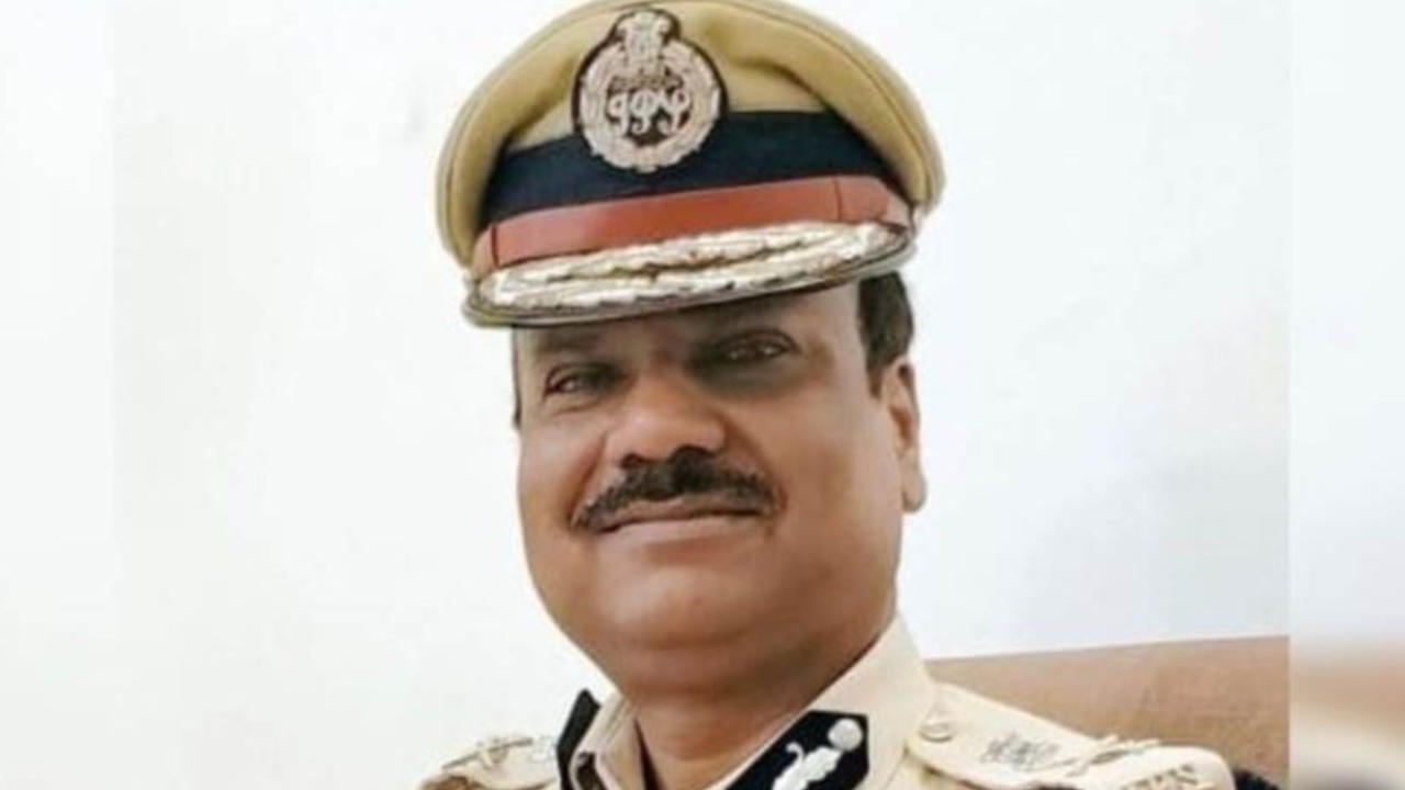 IPS Kailash Makwana