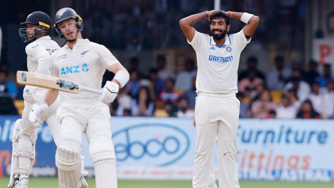 Jasprit Bumrah, Devon Conway and Will Young during IND vs NZ 1st Test