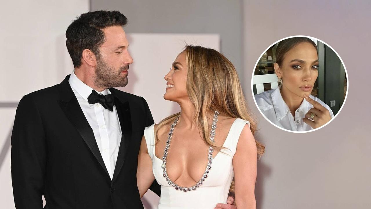 Jennifer Lopez and Ben Affleck settle their divorce.